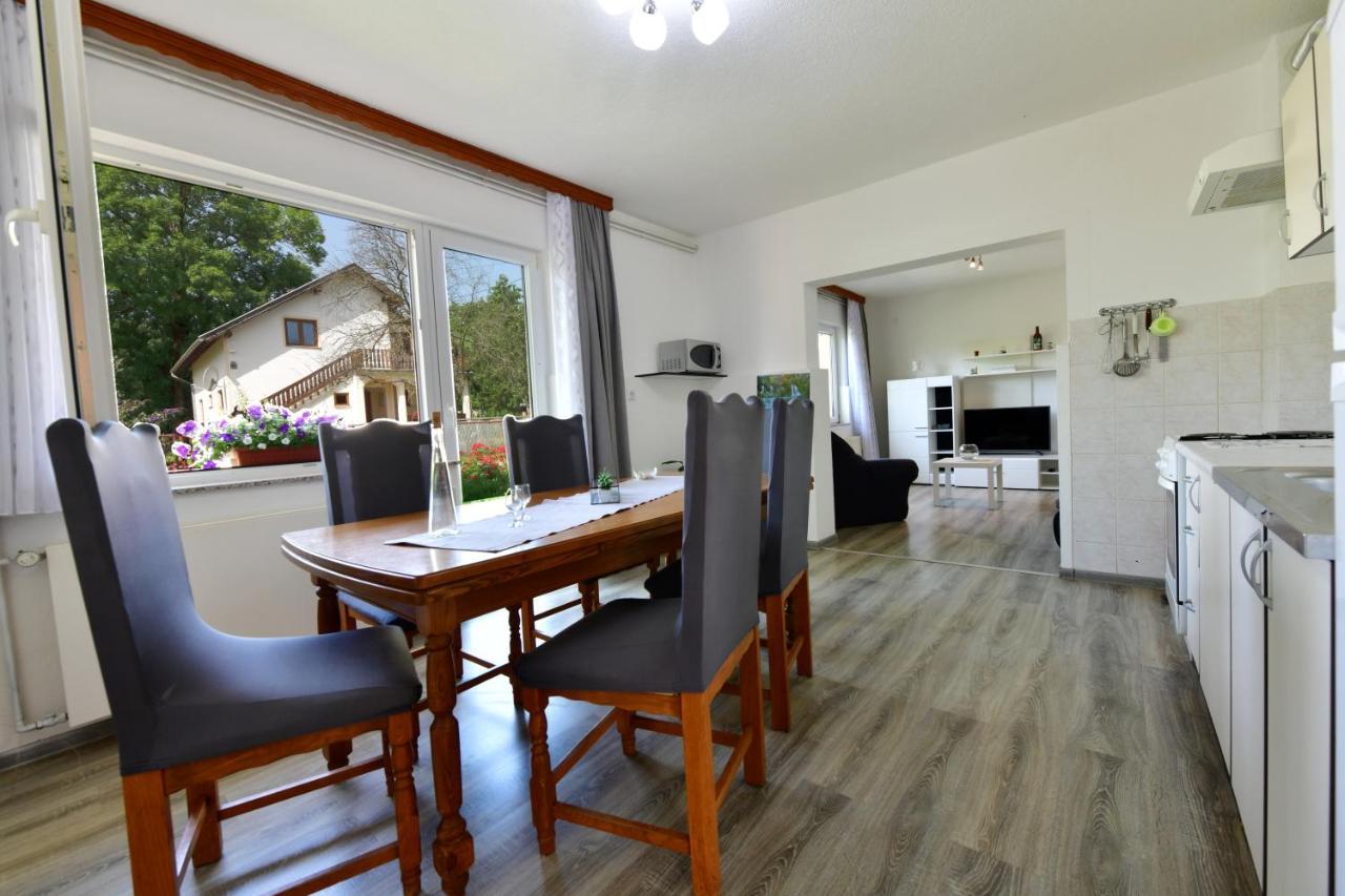 Apartman Dorijan Rakovica Εξωτερικό φωτογραφία